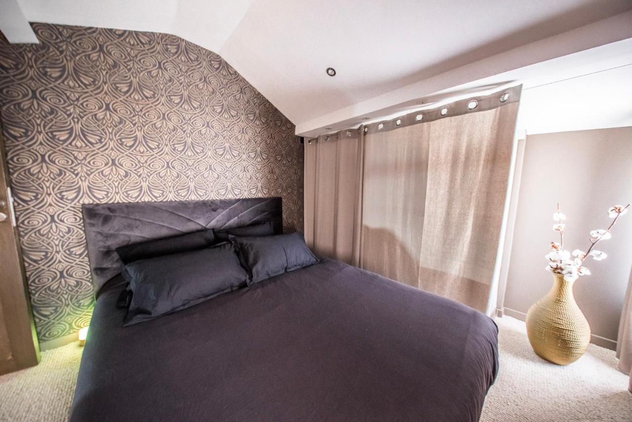 Love Suites & Spa "Le Loft" Avec Jacuzzi Privatif Medis Екстер'єр фото