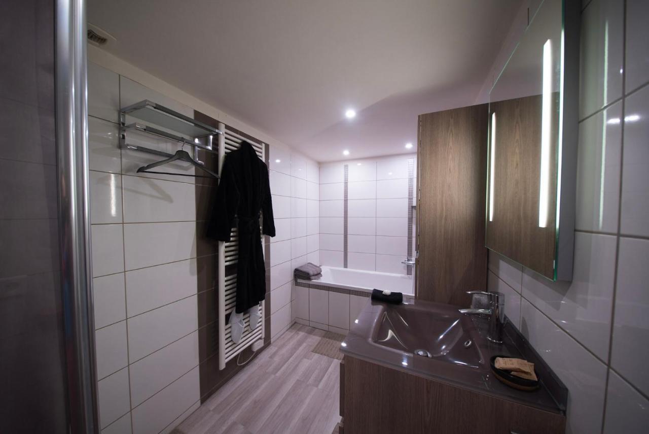 Love Suites & Spa "Le Loft" Avec Jacuzzi Privatif Medis Екстер'єр фото